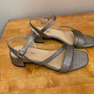 Silver strappy sandal, low block heel